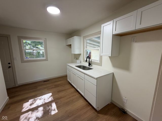 2032 Medford Avenue, Indianapolis, IN 46222