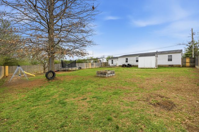 118 Shawn Dr, Gallatin, TN 37066