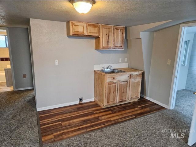 306 W 1st Street, Emmett, ID 83617