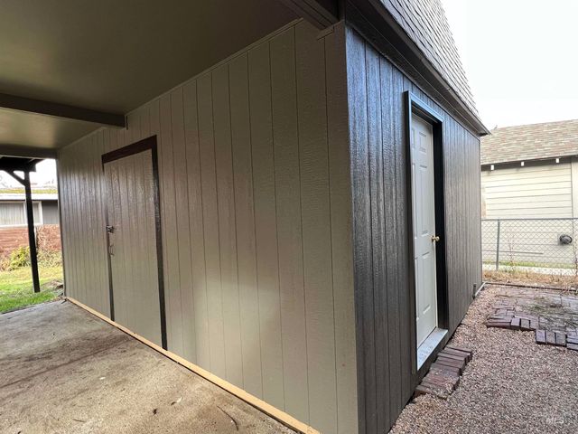 306 W 1st Street, Emmett, ID 83617