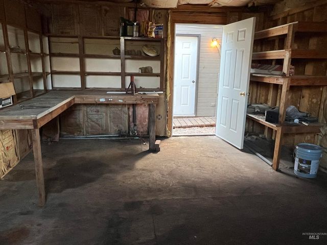 306 W 1st Street, Emmett, ID 83617