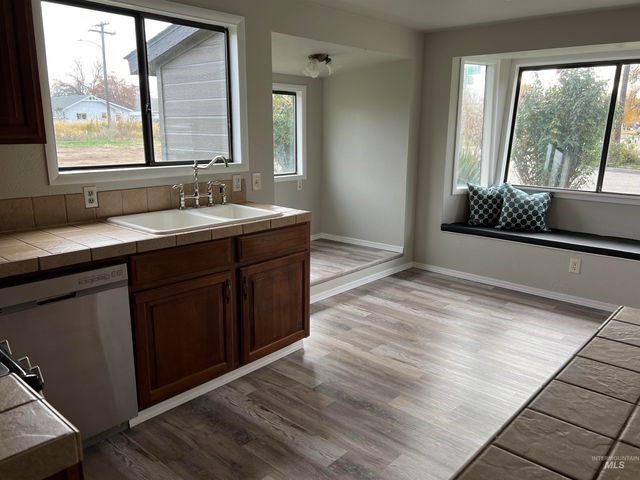 306 W 1st Street, Emmett, ID 83617