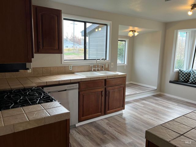 306 W 1st Street, Emmett, ID 83617