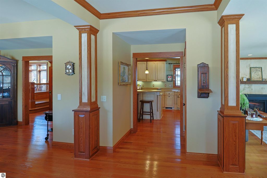 Image 10 of property listing at 1318 E Broadway, Mt Pleasant, MI 48858