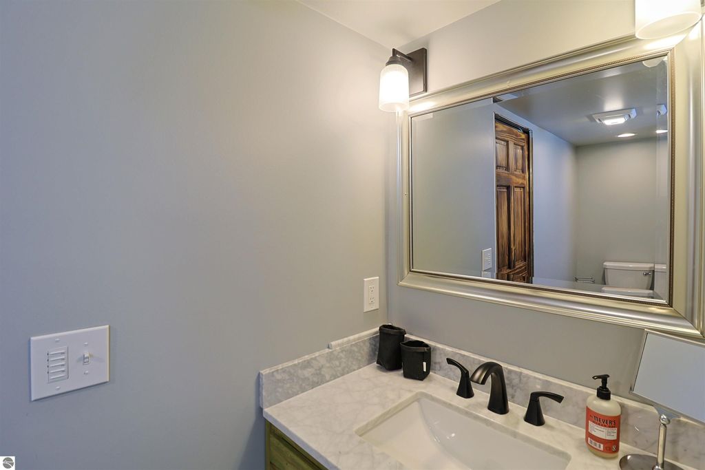 Image 36 of property listing at 1318 E Broadway, Mt Pleasant, MI 48858