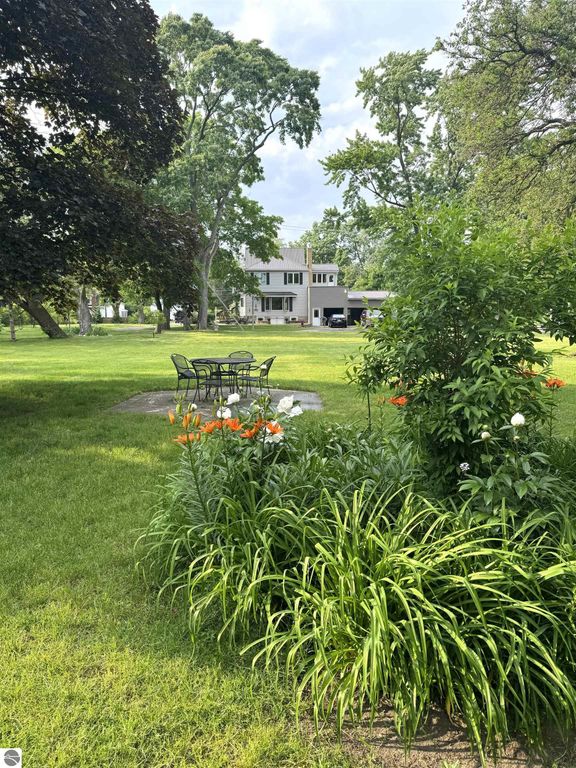 Image 48 of property listing at 1318 E Broadway, Mt Pleasant, MI 48858