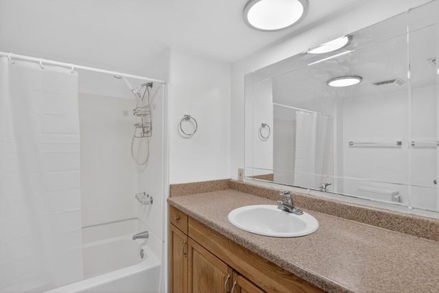 7630 E Golf Avenue, Mesa, AZ 85209