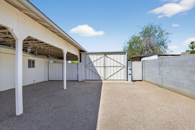 7630 E Golf Avenue, Mesa, AZ 85209