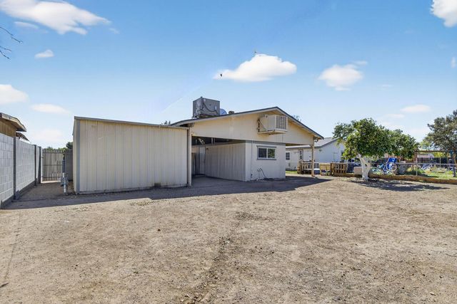 7630 E Golf Avenue, Mesa, AZ 85209