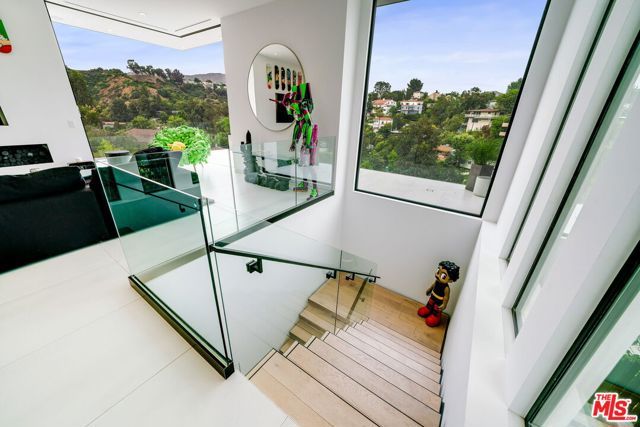 2419 El Contento Drive, Los Angeles, CA 90068