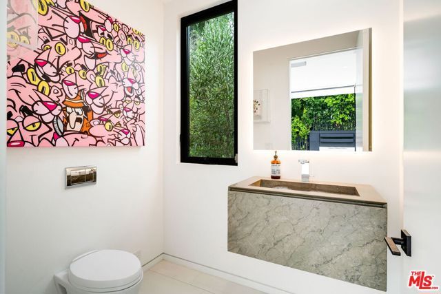 2419 El Contento Drive, Los Angeles, CA 90068