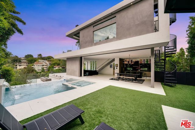 2419 El Contento Drive, Los Angeles, CA 90068