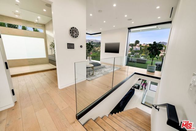 2419 El Contento Drive, Los Angeles, CA 90068