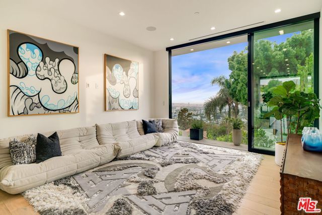 2419 El Contento Drive, Los Angeles, CA 90068