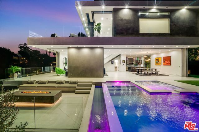 2419 El Contento Drive, Los Angeles, CA 90068