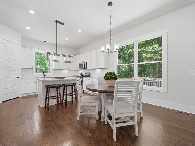 110 Old Avery Drive, Canton, GA 30115