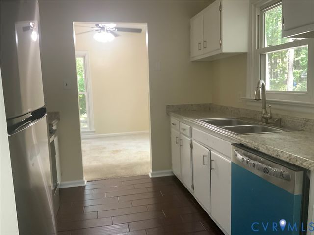 5700 Linda Rd, Sandston, VA 23150