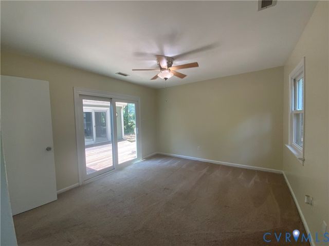 5700 Linda Rd, Sandston, VA 23150