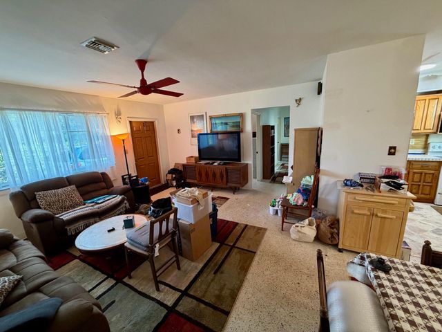 360 Forest Hill Boulevard, West Palm Beach, FL 33405