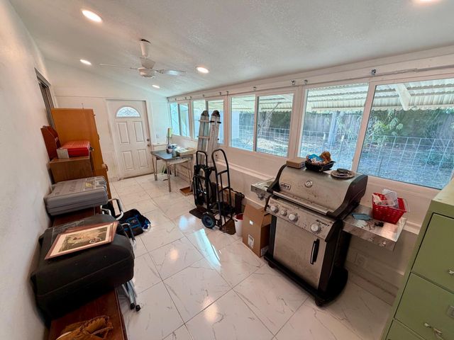 360 Forest Hill Boulevard, West Palm Beach, FL 33405