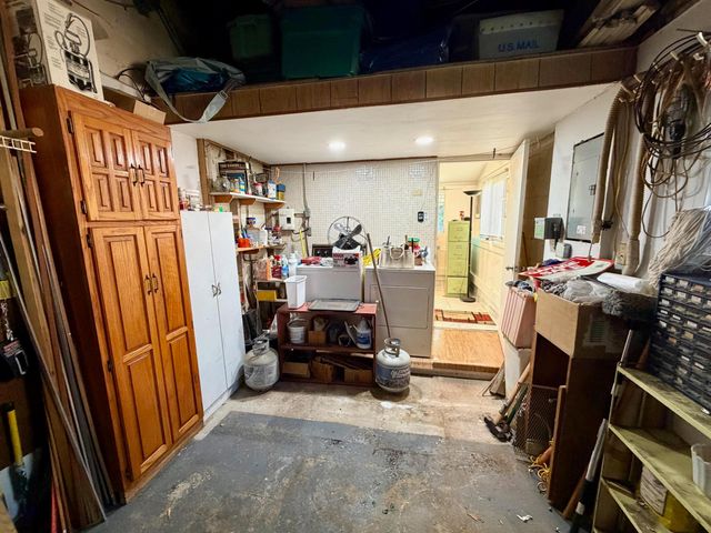 360 Forest Hill Boulevard, West Palm Beach, FL 33405