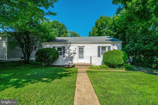 1404 N ROOSEVELT ST N, Arlington, VA 22205