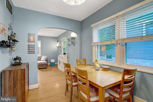 1404 N ROOSEVELT ST N, Arlington, VA 22205
