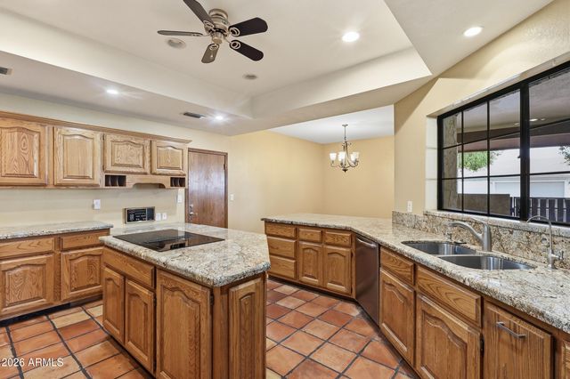 3160 E ENROSE Street, Mesa, AZ 85213