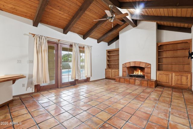 3160 E ENROSE Street, Mesa, AZ 85213