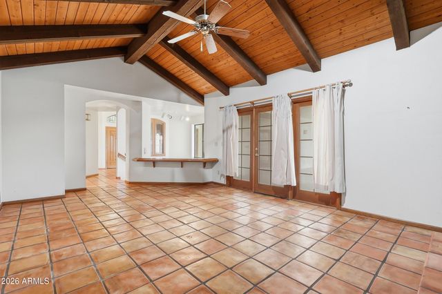 3160 E ENROSE Street, Mesa, AZ 85213