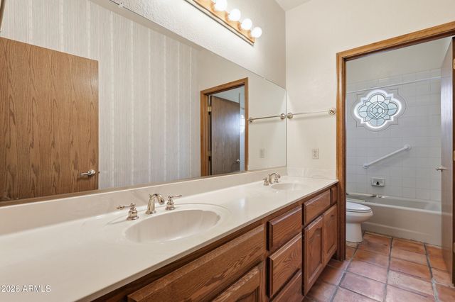 3160 E ENROSE Street, Mesa, AZ 85213