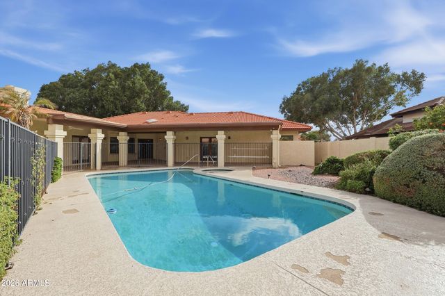 3160 E ENROSE Street, Mesa, AZ 85213