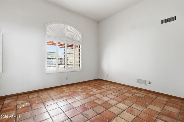 3160 E ENROSE Street, Mesa, AZ 85213