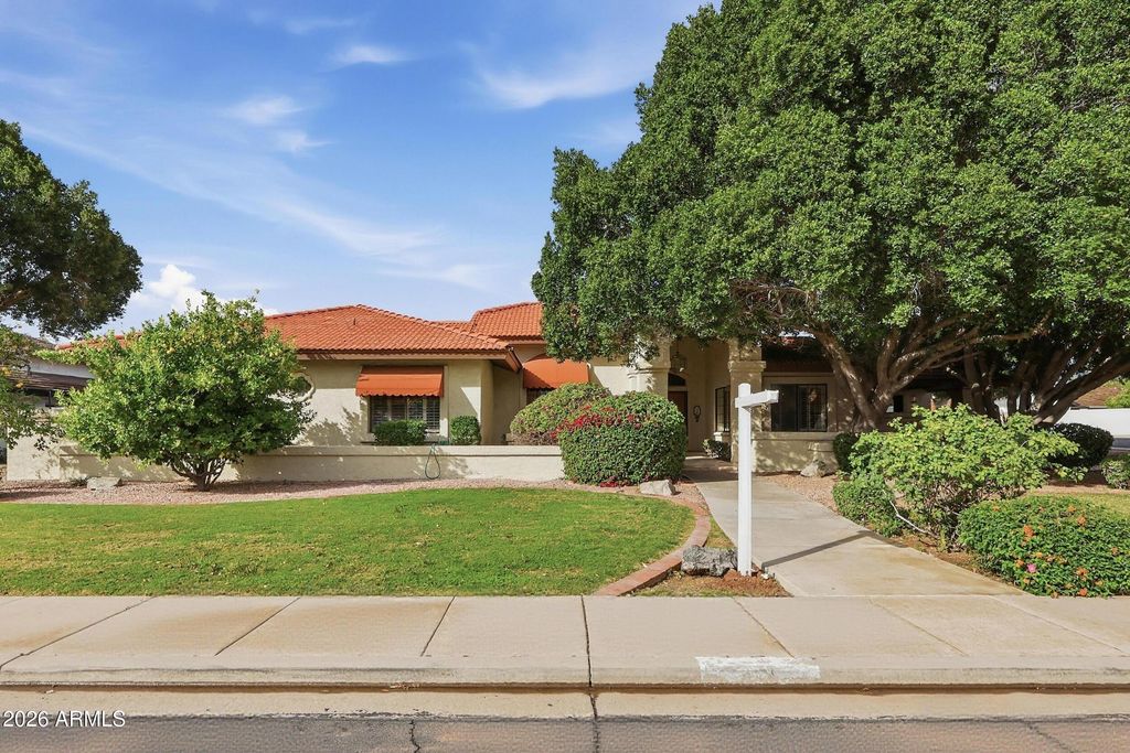 3160 E ENROSE Street, Mesa, AZ 85213