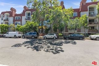 2031 S Bentley Avenue 107, Los Angeles, CA 90025