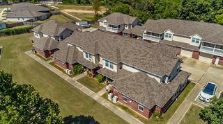 1203 Lovett 1203, Tomball, TX 77375