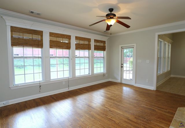 217 Wilsons Creek Bend, Bonaire, GA 31005