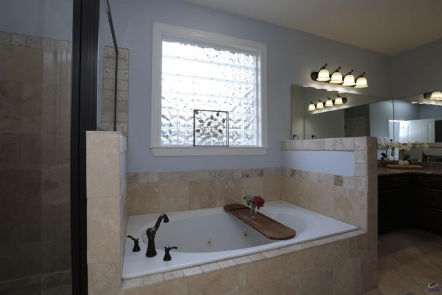 217 Wilsons Creek Bend, Bonaire, GA 31005