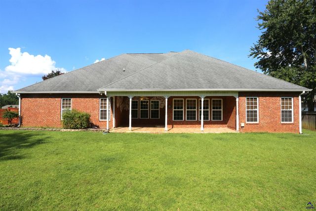 217 Wilsons Creek Bend, Bonaire, GA 31005