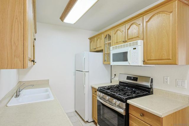 4425 50th St. 16, San Diego, CA 92115