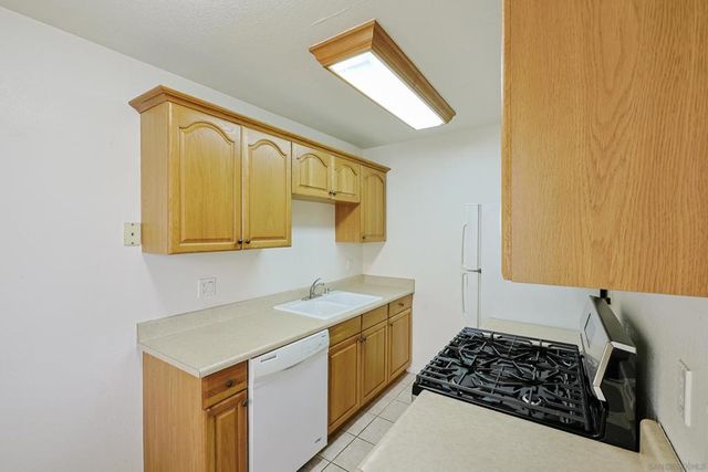 4425 50th St. 16, San Diego, CA 92115