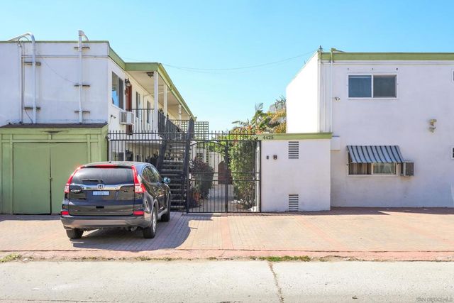 4425 50th St. 16, San Diego, CA 92115