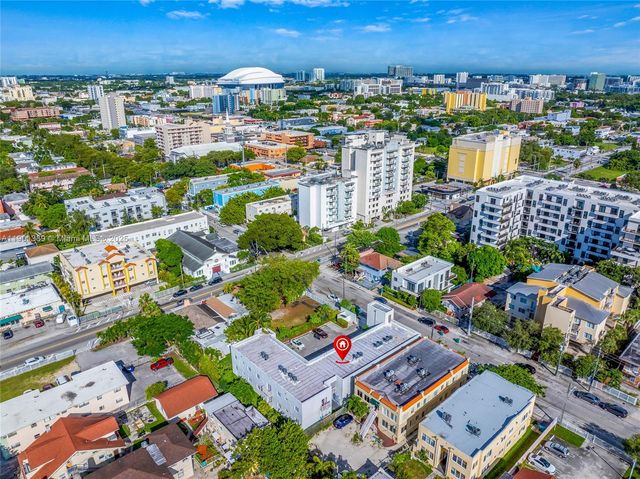 750 SW 2nd St, Miami, FL 33130