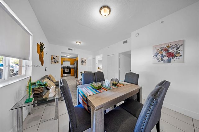 750 SW 2nd St, Miami, FL 33130