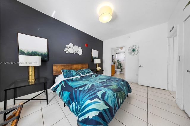 750 SW 2nd St, Miami, FL 33130