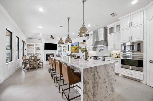 14439 Kingston Cove Lane, Houston, TX 77077