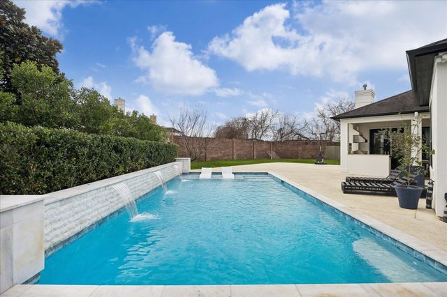 14439 Kingston Cove Lane, Houston, TX 77077