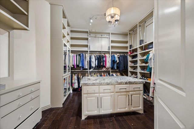 14439 Kingston Cove Lane, Houston, TX 77077