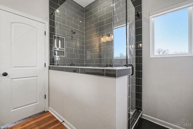 936 Pondside Lane, South Lebanon, OH 45152