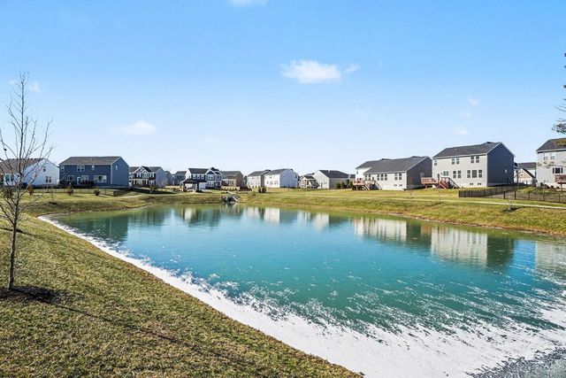 936 Pondside Lane, South Lebanon, OH 45152